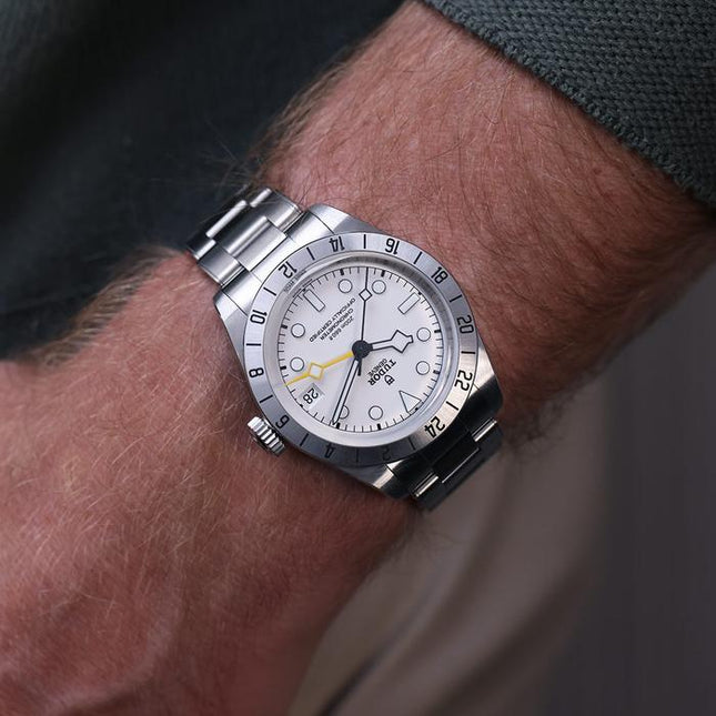 TUDOR Black Bay Pro 39mm Opaline Dial M79470-0004