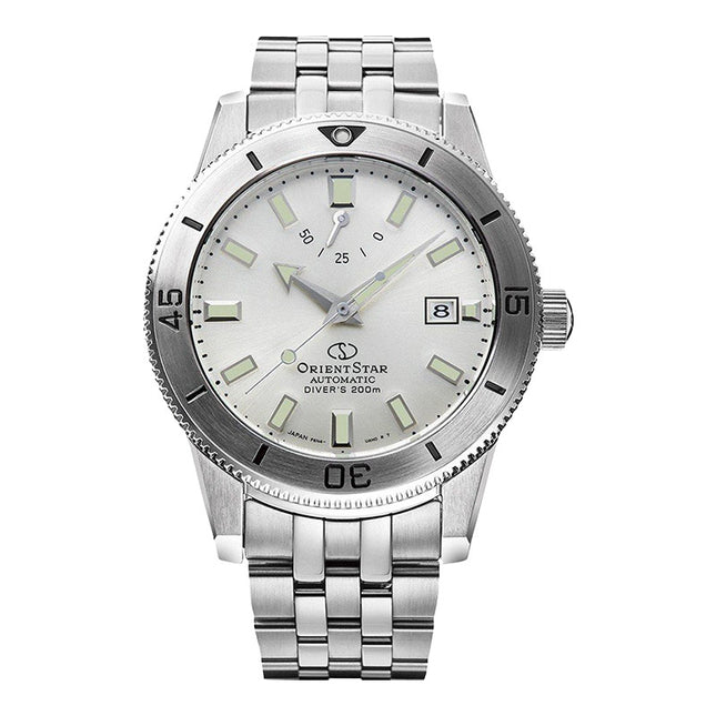Orient Star RE-AU0502S M42 Olympia Calendar Diver Reissue Silver Dial Metal Strap Limited Edition