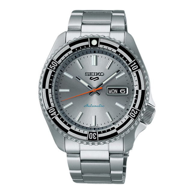 Seiko 5 Sports SRPK09K1 SKX Sports Style Rally Driver Silver Dial St. Steel Strap Special Edition