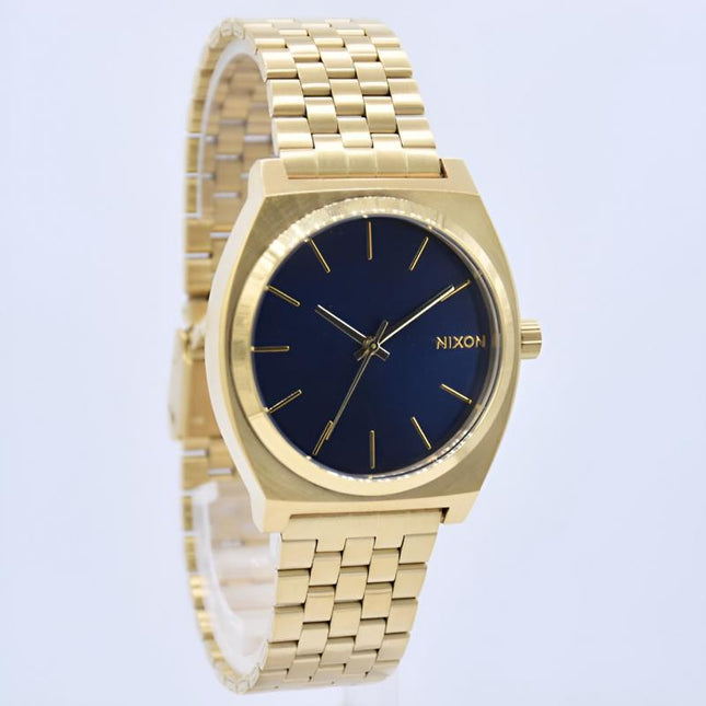 Nixon A0451931