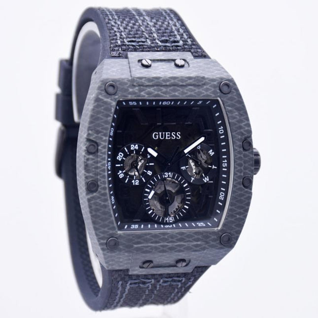 Guess GW0422G2
