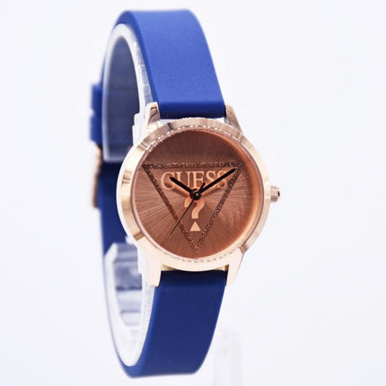 Guess GW0453L1