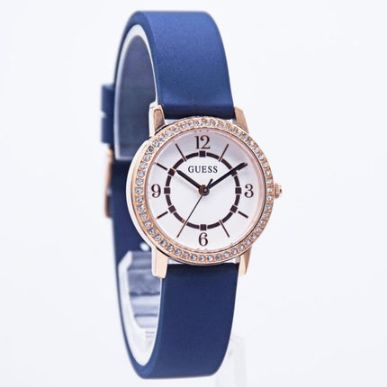 Guess GW0469L2