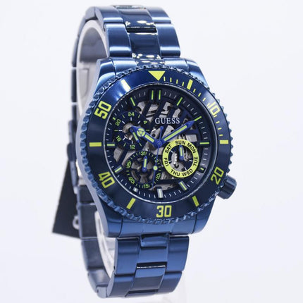 Guess GW0488G4