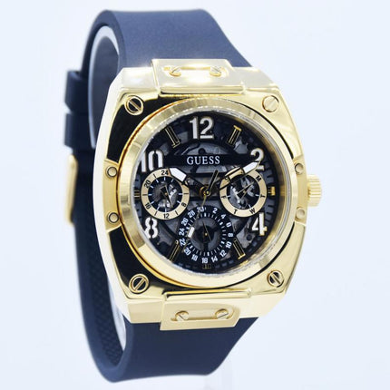 Guess GW0569G2