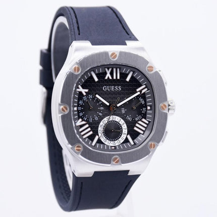 Guess GW0571G1