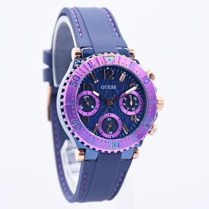 Guess GW0466L2