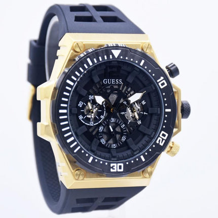 Guess GW0325G1