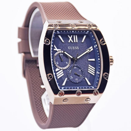 Guess GW0568G1