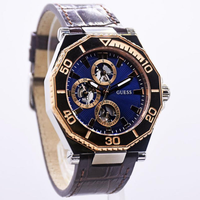 Guess GW0704G2