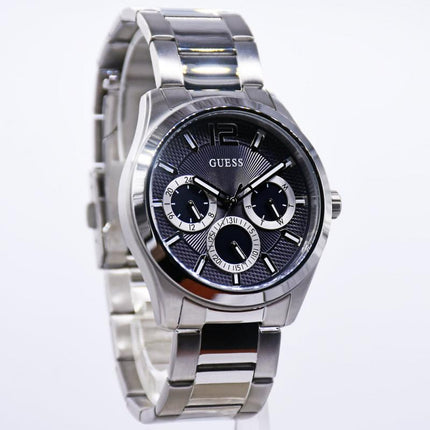 Guess GW0707G1