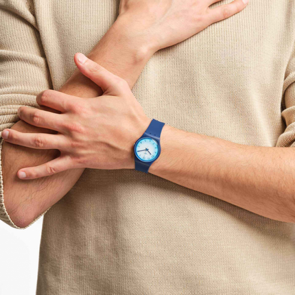 SWATCH GN279 SEA SHADES