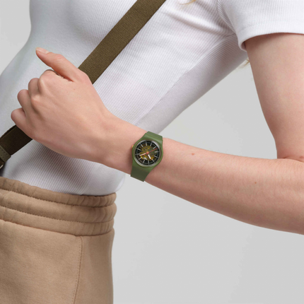 SWATCH SO28G110 THRU THE GREENERY