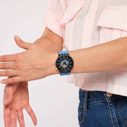 SWATCH SB03B108 TRAVEL BY DAY