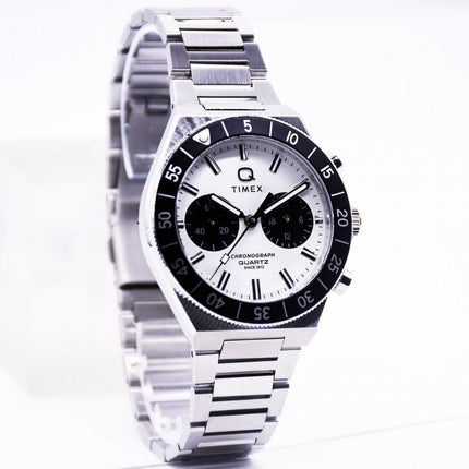 Q Timex Continental Chronograph TW2Y55800
