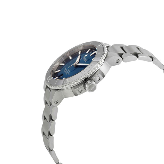 Oris Aquis 01-733-7732-4155-07-8-21-05PEB Date Blue Dial Stainless Steel Strap