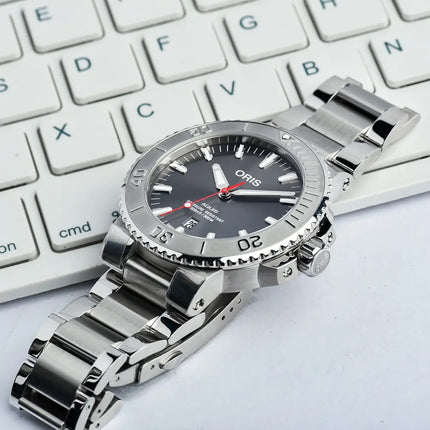 Oris Aquis Date Relief 01 733 7789 4153-07 8 23 04PEB