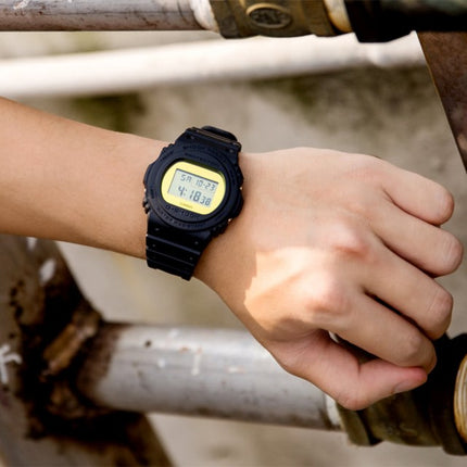 Casio G-shock DW-5700BBMB-1DR Metallic Mirror Face Models Man Digital Dial Black Resin Band