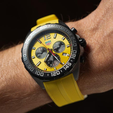 TAG Heuer Formula 1 CAZ101AM.FT8054 Chronograph Yellow Dial Yellow Rubber Strap