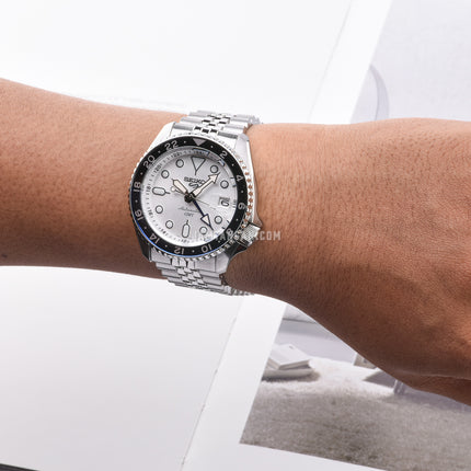 Seiko 5 Sports SSK033K1 SKX Series Automatic GMT Silver Dial Stainless Steel Strap