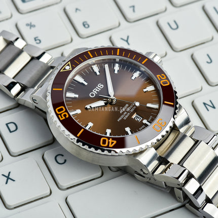 Oris Aquis 01-733-7730-4152-07-8-24-05PEB Date Brown Dial Stainless Steel Strap