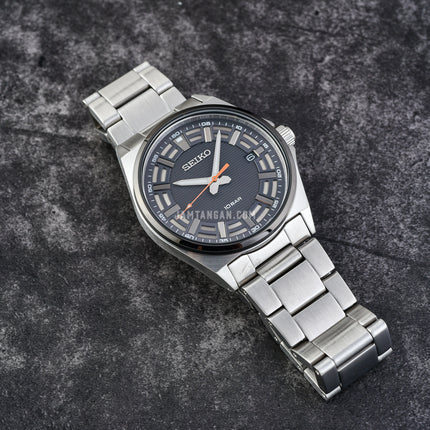 Seiko Classic SUR507P1 Essentials Grey Dial Stainless Steel Strap
