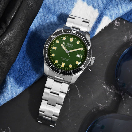 Oris Divers Sixty Five 01-733-7720-4057-07-8-21-18 Green Dial Stainless Steel Strap