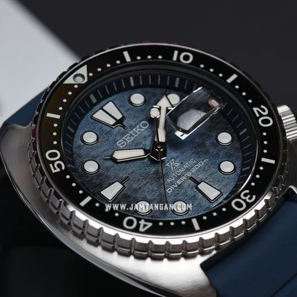Seiko Prospex SRPF77K1 King Turtle Dark Manta Ray Save The Ocean Rubber Strap Special Edition