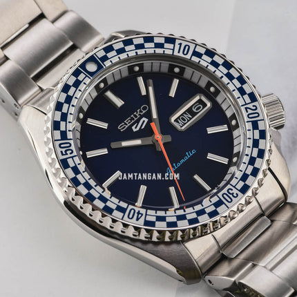 Seiko 5 Sports SRPK65K1 SKX Sports Style Petrol Blue Checker Flag St. Steel Strap Special Edition