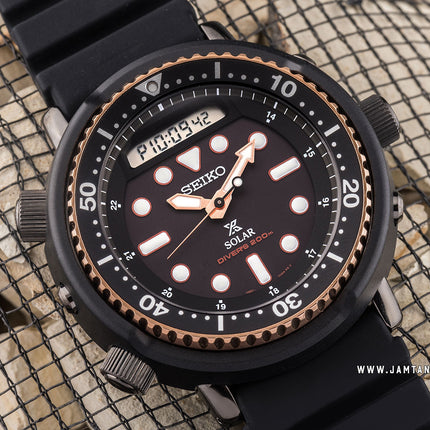 Seiko Prospex SNJ028P1 Diver Solar Arnie Digital Analog Dial Black Rubber Strap