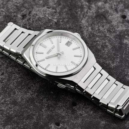 Seiko Classic SUR553P1 Men Silver Dial Stainless Steel Strap