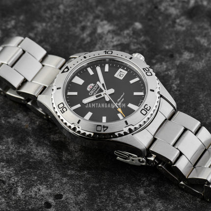 Orient Mako 40 RA-AC0Q01B Automatic Men Black Dial Stainless Steel Strap