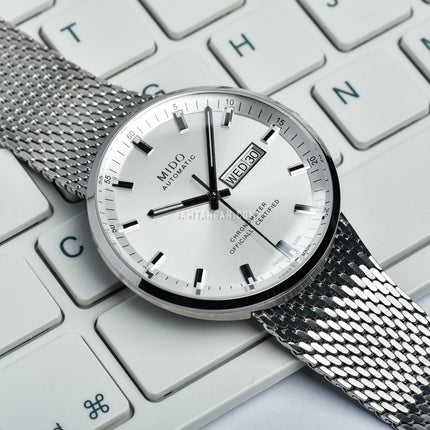 MIDO Commander II M031.631.11.031.00 Chronometer Automatic Silver Dial Stainless Steel Strap