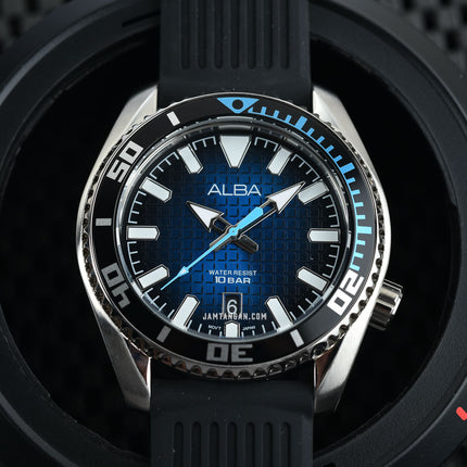 Alba Active AS9P09X1 Men Blue Black Gradation Dial Black Rubber Strap