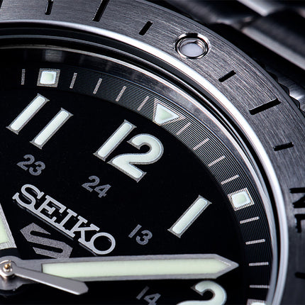 Seiko 5 Sports HDB006K1 Men Automatic Field in Camo Black Dial Stainless Steel Strap