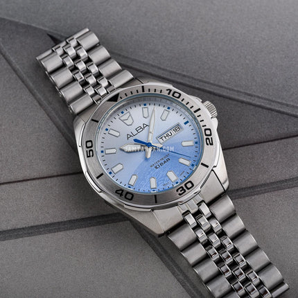 Alba Active Gravity AV3587X1 Men Blue Gradient Dial Stainless Steel Strap