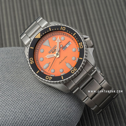 Seiko 5 Sports SRPD59K1 5KX SKX Sports Style Automatic Orange Dial Stainless Steel Strap