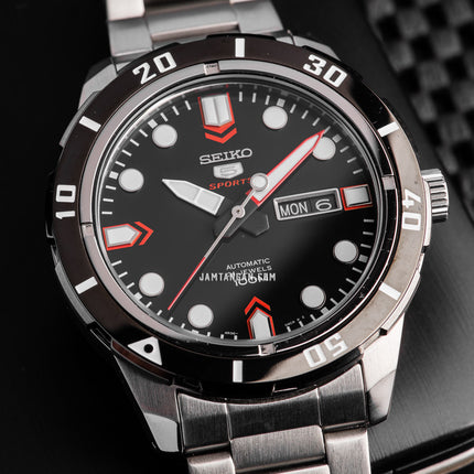 Seiko 5 Sports SRP673K1 Automatic Black Dial Stainless Steel Strap