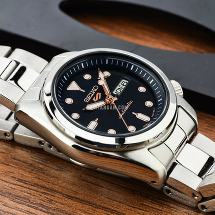 Seiko 5 Sports SRE003K1 5KX SKX Sports Style Automatic Dark Blue Dial Stainless Steel Strap