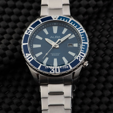 Alba Active AG8K31X1 Men Dark Blue Dial Stainless Steel Strap