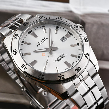 Alba Active AS9V51X1 Men Silver Dial Stainless Steel Strap
