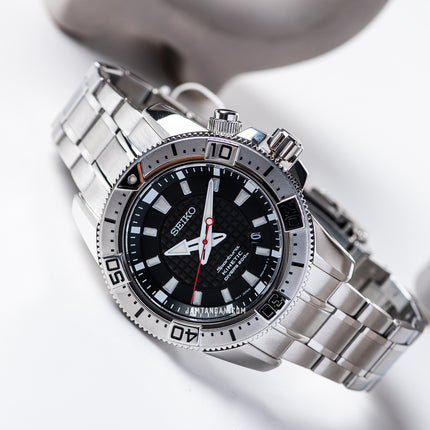 Seiko Sportura SKA509P1 Kinetic Diver Black Dial Stainless Steel Strap