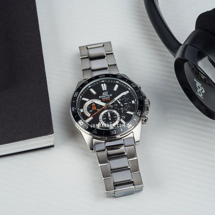Casio Edifice EFV-570D-1AVUDF Chronograph Men Black Dial Stainless Steel Strap