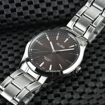 Alba Prestige ARX013X1 Men Dark Brown Dial Stainless Steel Strap