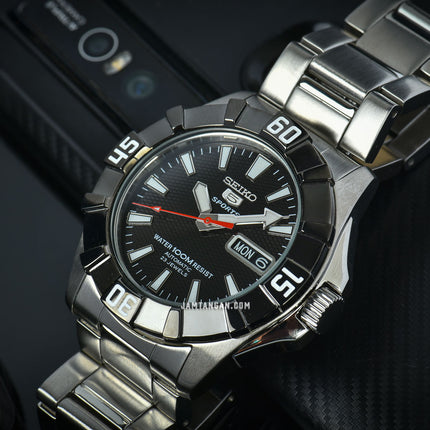 Seiko 5 Sports SNZF61K1 Automatic Black Dial Stainless Steel Strap