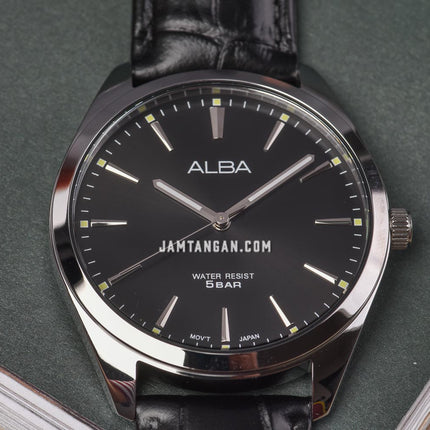 Alba ARX121X1 Men Black Dial Black Leather Strap