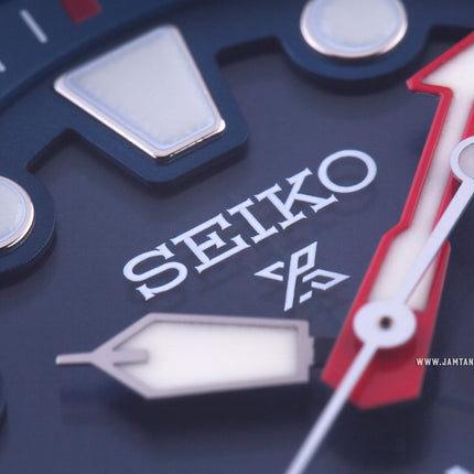 Seiko Prospex SNE549P1 PADI Solar Divers 200M Blue Dial Stainless Steel Strap