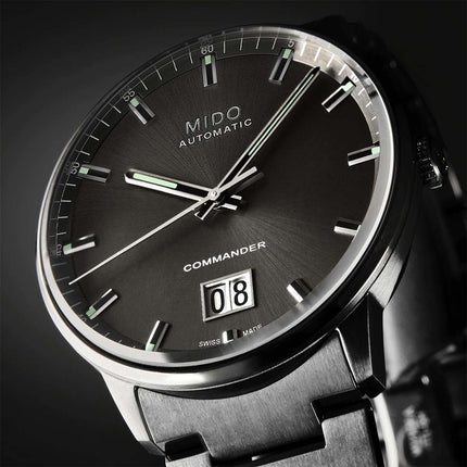 MIDO Commander M021.626.33.061.00 Big Date Black Dial Black Stainless Steel Strap