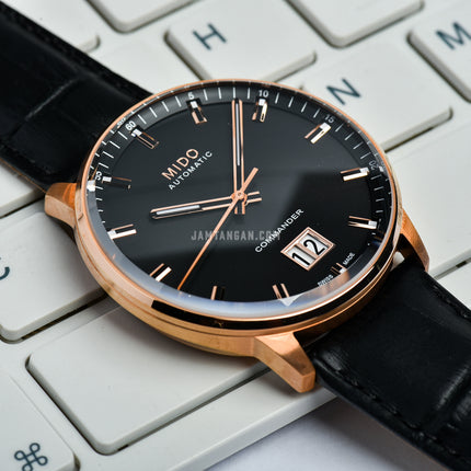 MIDO Commander II M021.626.36.051.00 Big Date Automatic Black Dial Black Leather Strap