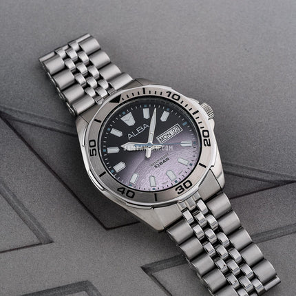 Alba Active Gravity AV3577X1 Men Gradient Dial Stainless Steel Strap